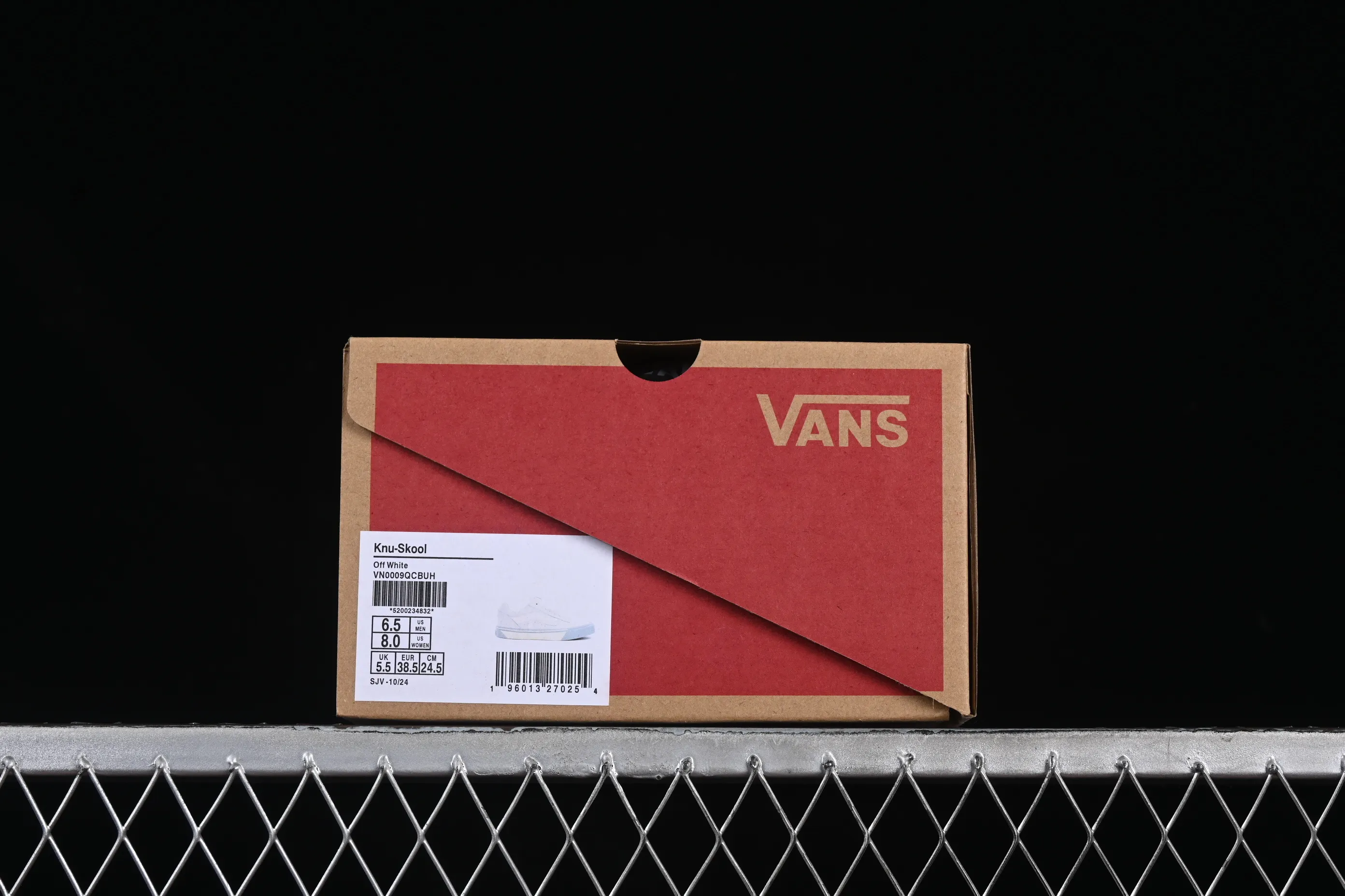 All categories Vans Vans series Vans Low Vans low-top Vans Knu Skool Vans low-top retro casual fat bread shoes VN0009QCBUH